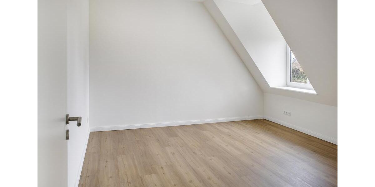 Reihenhaus Rieseby - 6 Zimmer, 200 m&sup2;, 2.300&euro; | Angebot:26230275