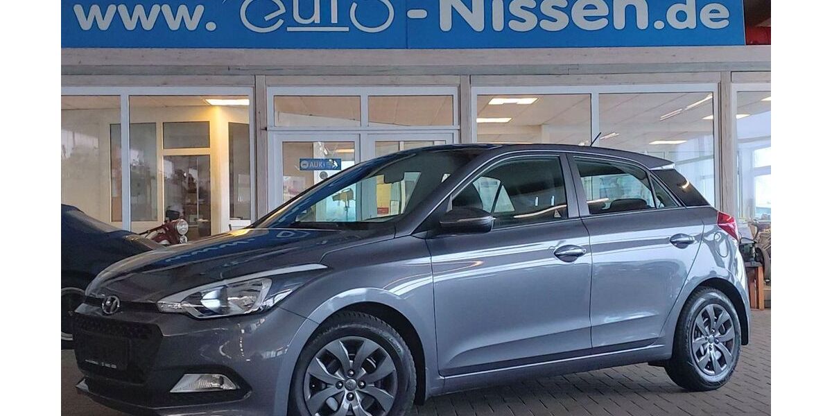 Hyundai i20 69.591 km 9.950 &euro; Steinbergkirche 24972