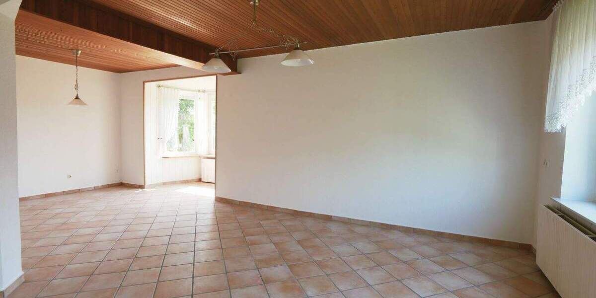 Einfamilienhaus Rieseby - 6 Zimmer, 217 m&sup2;, 293.500&euro; | Angebot:25704263