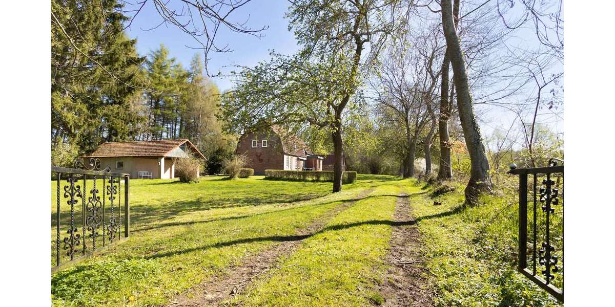 Einfamilienhaus Gettorf - 9 Zimmer, 96 m&sup2;, 849.000&euro; | Angebot:26586279