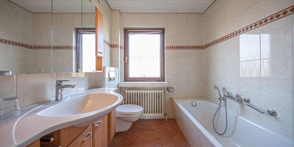 Bungalow Büdelsdorf - 4 Zimmer, 107 m&sup2;, 249.000&euro; | Angebot:25880720