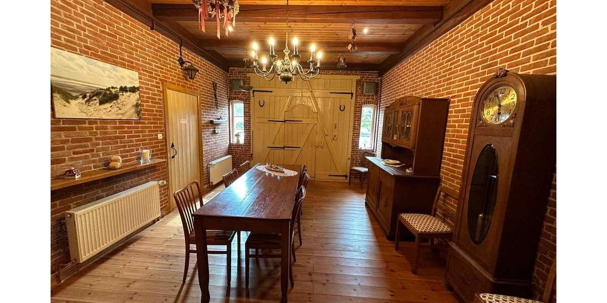 Einfamilienhaus Bergenhusen - 1 Zimmer, 300 m&sup2;, 355.000&euro; | Angebot:25708130