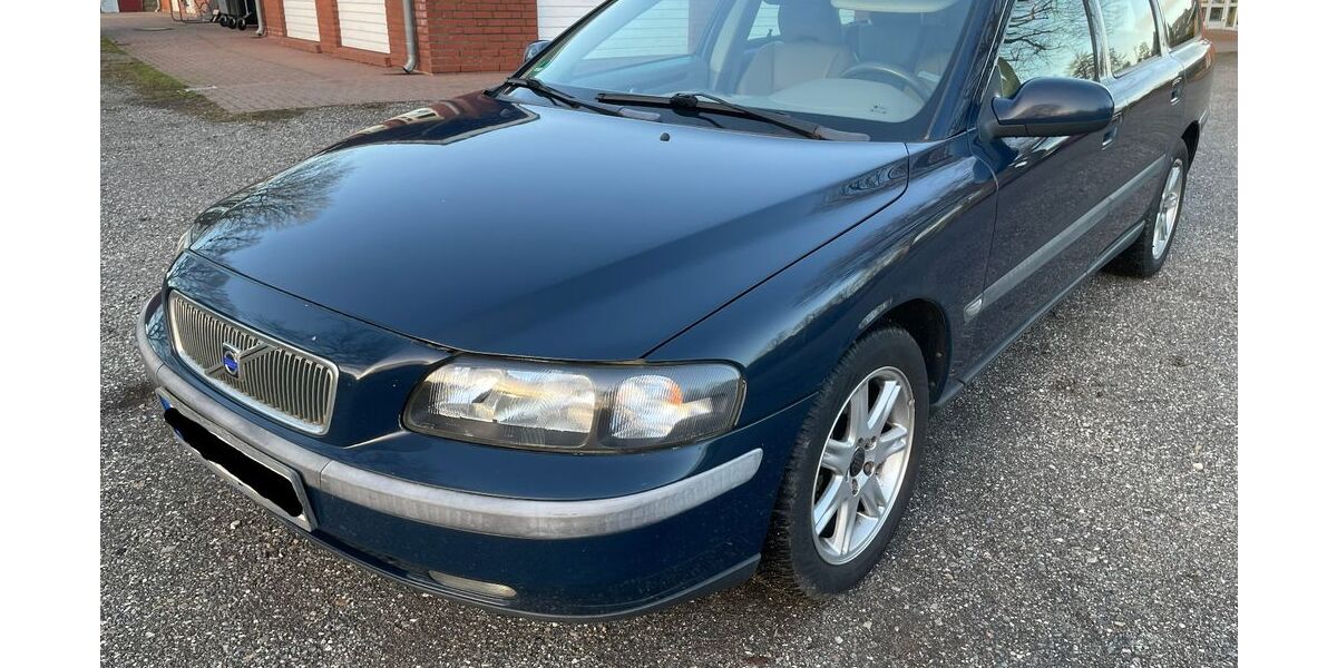 Volvo V70 325.000 km 2.900 &euro; Eckernförde 24340