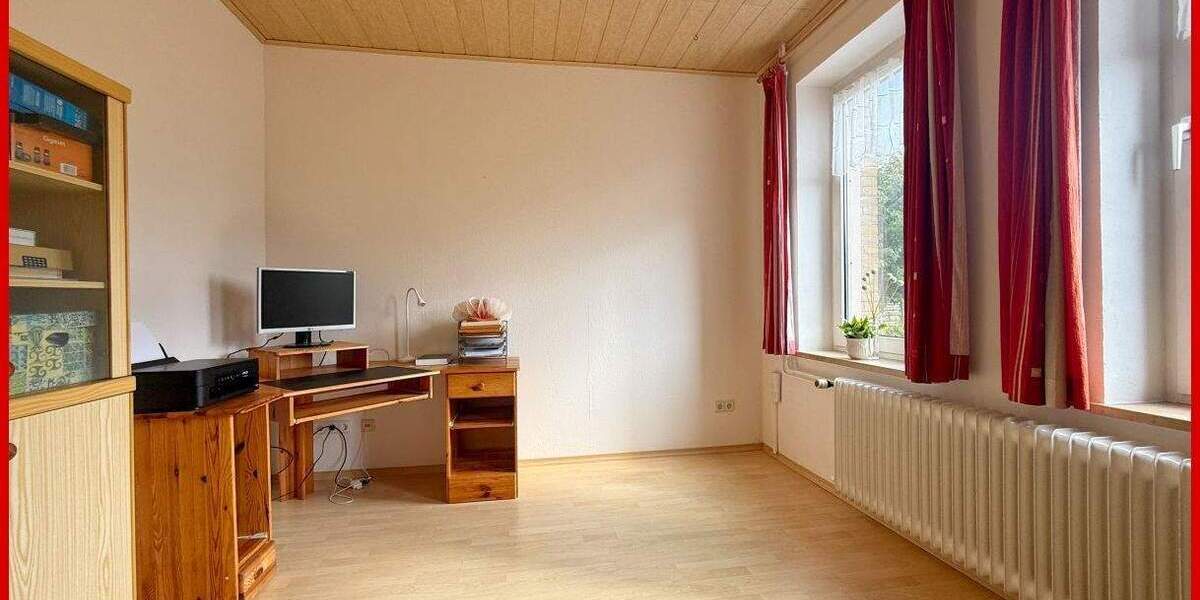 Einfamilienhaus Nübel - 6 Zimmer, 196 m&sup2;, 320.000&euro; | Angebot:25851284