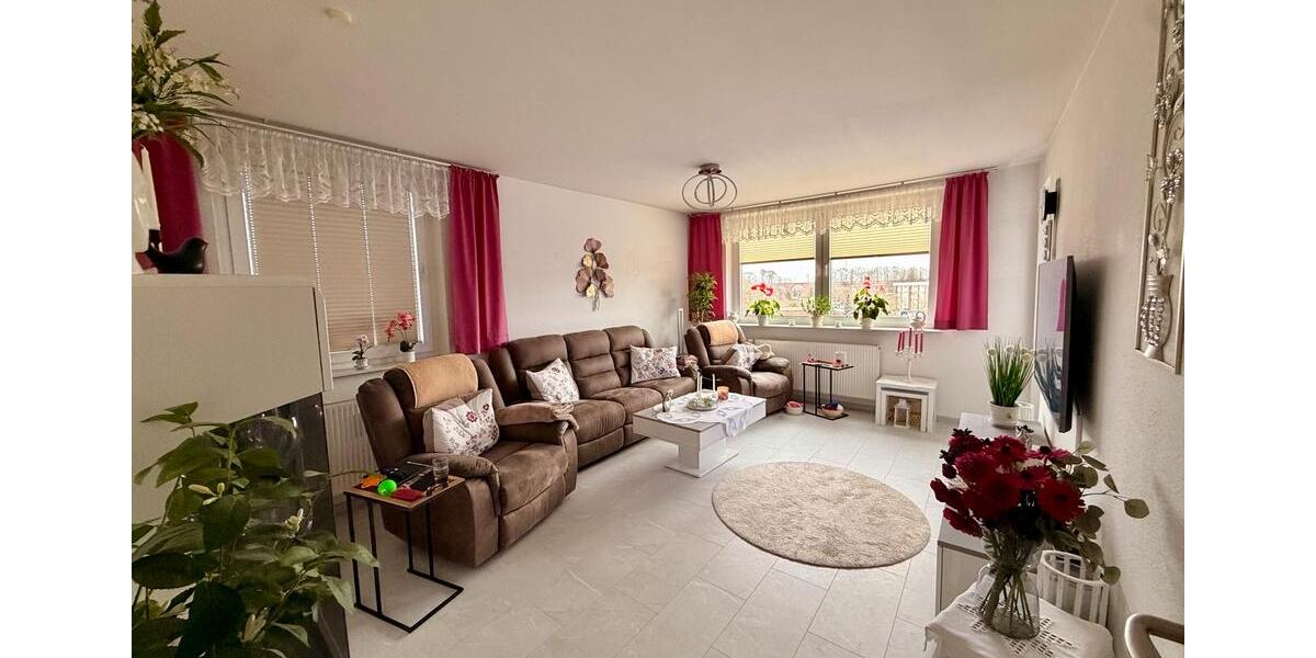 Etagenwohnung Borgstedt - 3 Zimmer, 80 m&sup2;, 1.080&euro; | Angebot:25271917