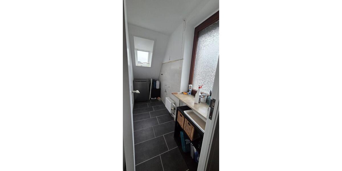 Dachgeschoßwohnung Kappeln - 4 Zimmer, 81 m&sup2;, 700&euro; | Angebot:26349168