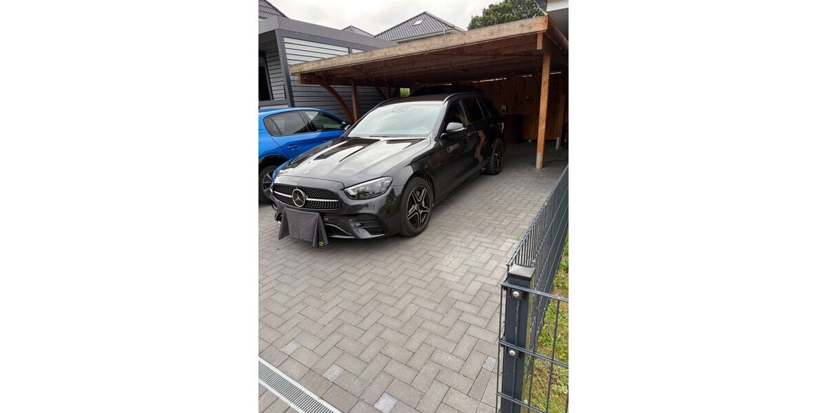 Mercedes-Benz E 300 79.600 km 30.700 &euro; Fahrdorf 24857