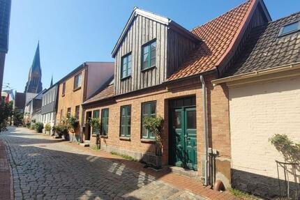 Haus Schleswig - 5 Zimmer, 140 m&sup2;, 259.000&euro; | Angebot:25843370