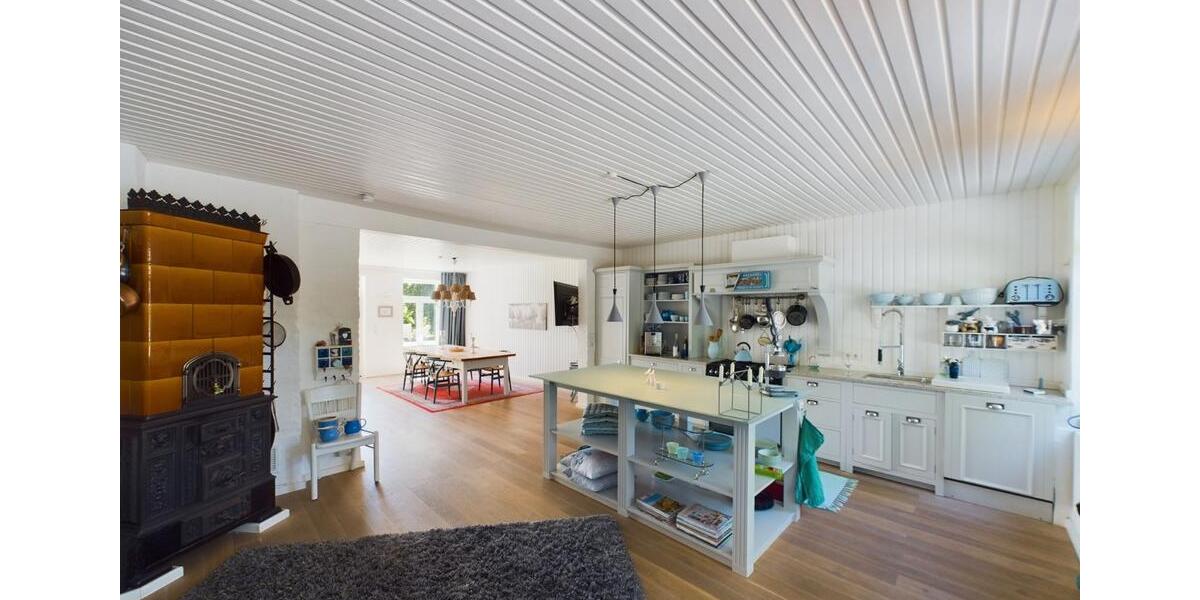 Einfamilienhaus Süderbrarup - 10 Zimmer, 471 m&sup2;, 740.000&euro; | Angebot:26484026