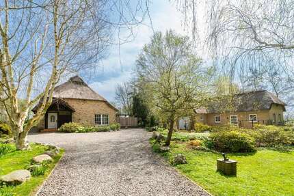 Haus Brodersby - 9 Zimmer, 275 m&sup2;, 780.000&euro; | Angebot:25613809