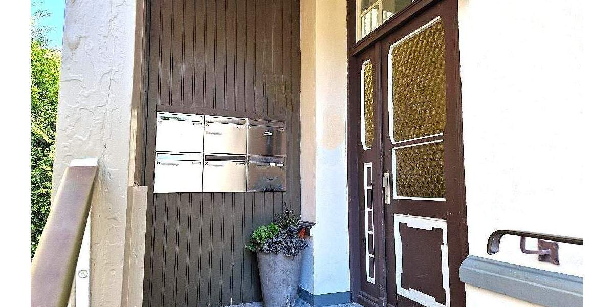 Etagenwohnung Rendsburg - 8 Zimmer, 160 m&sup2;, 229.000&euro; | Angebot:25700569