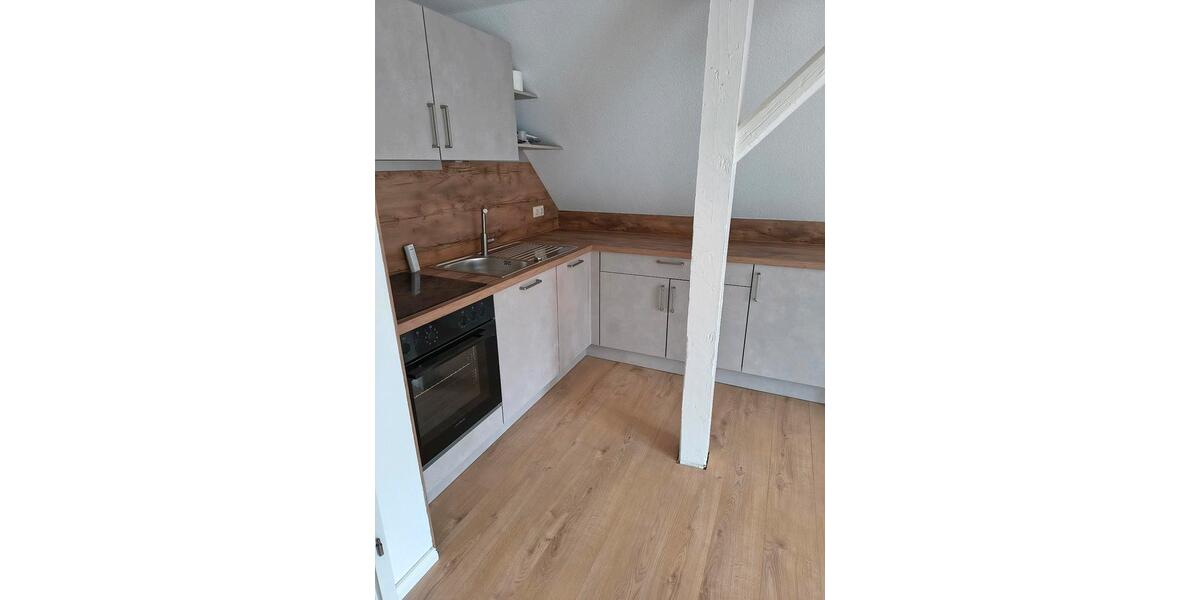Dachgeschoßwohnung Schleswig - 3 Zimmer, 62 m&sup2;, 700&euro; | Angebot:25364783