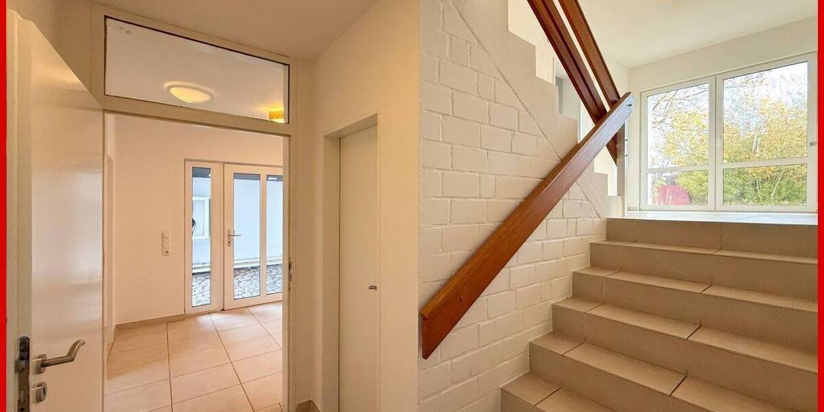 Einfamilienhaus Schleswig - 9 Zimmer, 210 m&sup2;, 550.000&euro; | Angebot:25705483