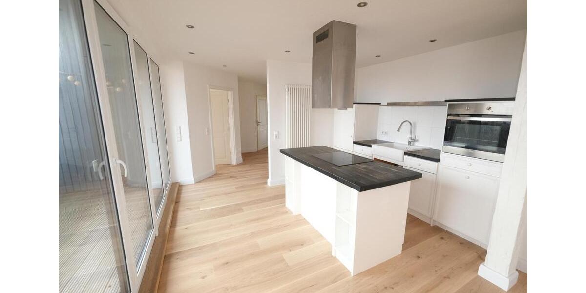 Dachgeschoßwohnung Eckernförde - 3 Zimmer, 117 m&sup2;, 1.950&euro; | Angebot:25921077