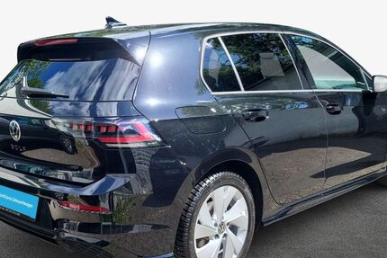 VW Golf 8.400 km 36.450 &euro; Rendsburg 24768