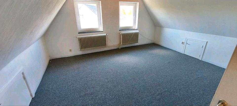 Einfamilienhaus Schuby - 3 Zimmer, 127 m&sup2;, 1.550&euro; | Angebot:26603456