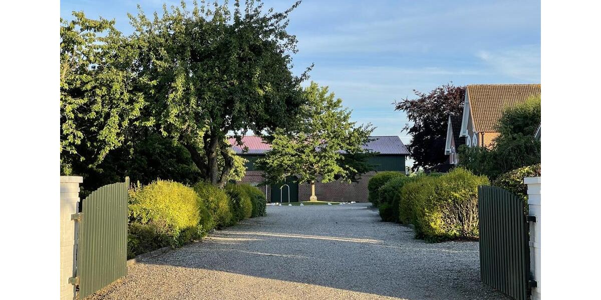 Erdgeschoßwohnung Dörphof - 4 Zimmer, 104 m&sup2;, 1.250&euro; | Angebot:26144749