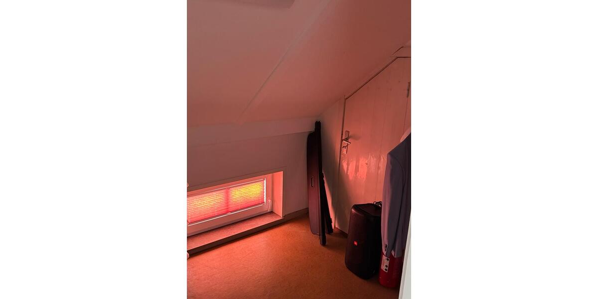 Dachgeschoßwohnung Steinbergkirche - 2 Zimmer, 70 m&sup2;, 750&euro; | Angebot:26022598