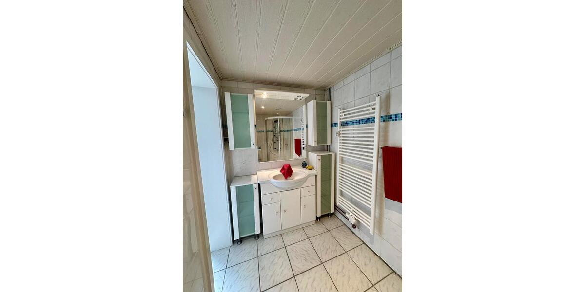 Erdgeschoßwohnung Schleswig - 4 Zimmer, 137 m&sup2;, 1.250&euro; | Angebot:24859281