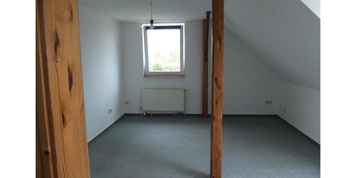 Etagenwohnung Oeversee - 3 Zimmer, 80 m&sup2;, 1.000&euro; | Angebot:25874231