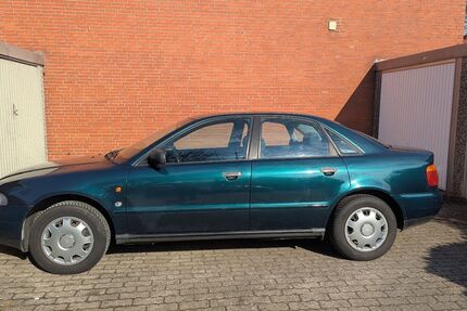 Audi A4 114.000 km 3.400 &euro; Bredenbek 22949