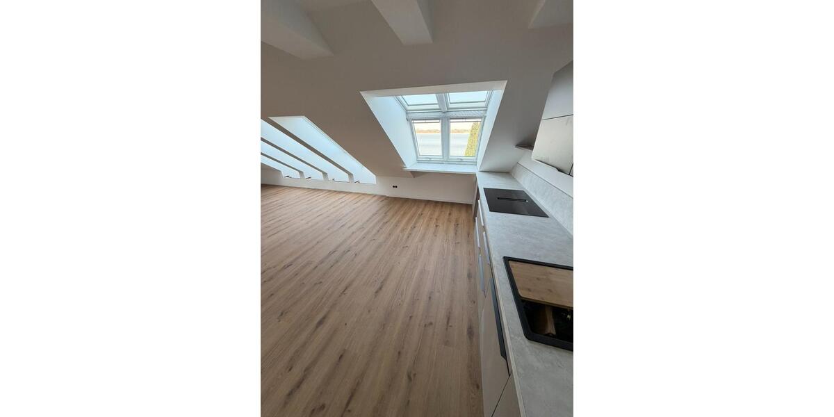 Dachgeschoßwohnung Fahrdorf - 3 Zimmer, 92 m&sup2;, 1.600&euro; | Angebot:25931741