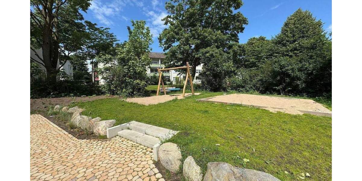 Etagenwohnung Schleswig Altstadt - 3 Zimmer, 87 m&sup2;, 1.300&euro; | Angebot:25986375