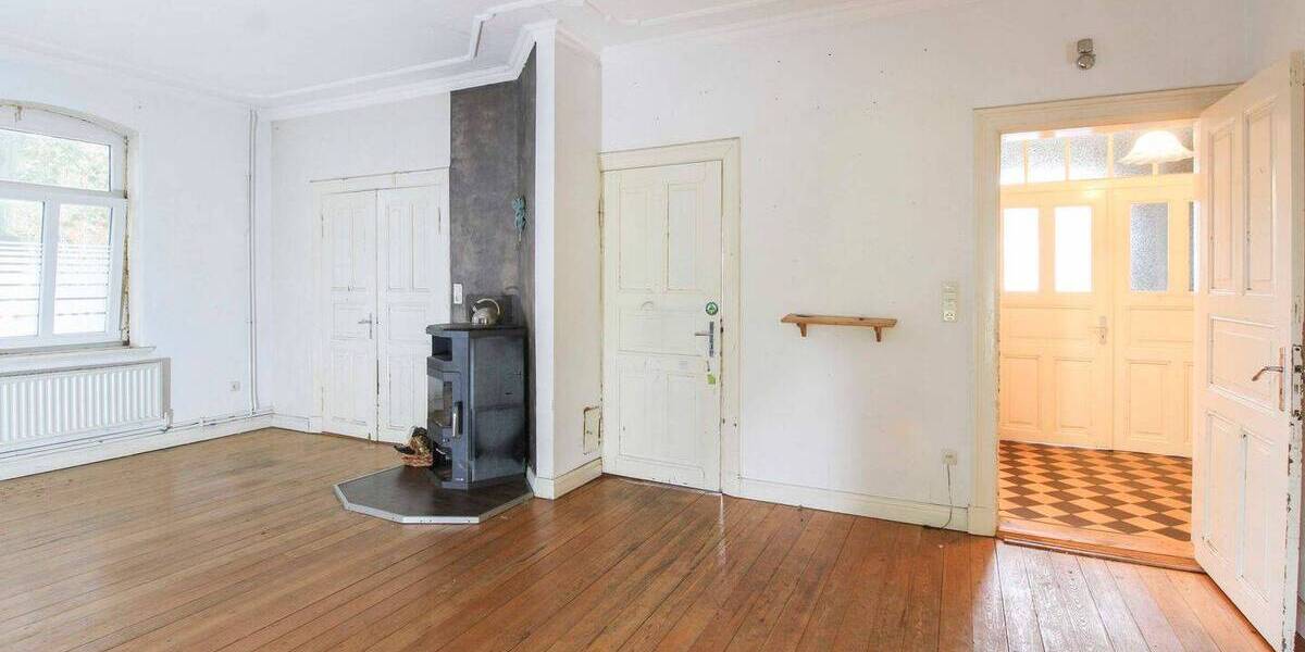 Einfamilienhaus Schwabstedt - 6 Zimmer, 177 m&sup2;, 240.000&euro; | Angebot:26065798