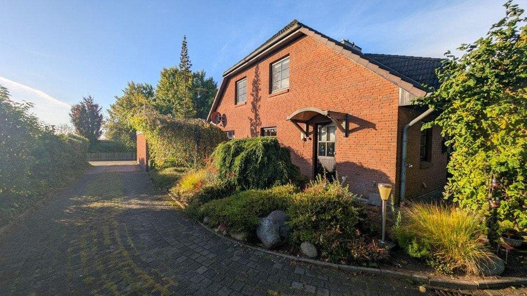 Doppelhaushälfte Schleswig - 4 Zimmer, 142 m&sup2;, 379.000&euro; | Angebot:25730400