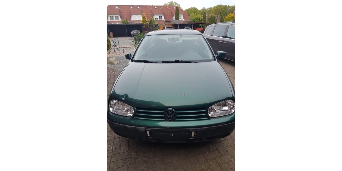 VW Golf 204.000 km 1.400 &euro; Westerrönfeld 24784