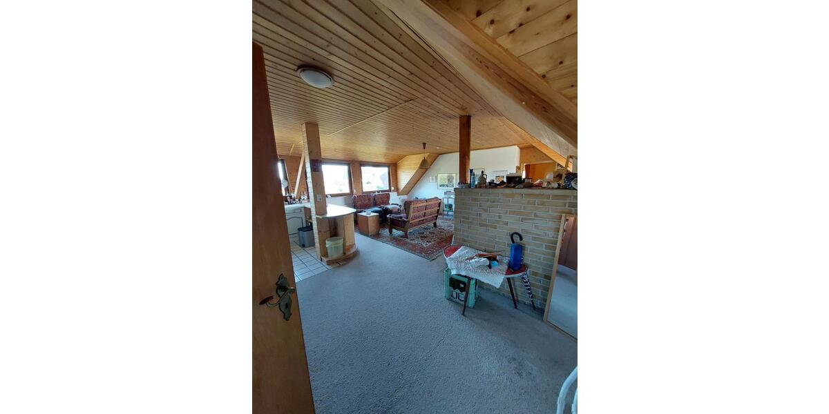 Dachgeschoßwohnung Dörphof - 3 Zimmer, 75 m&sup2;, 710&euro; | Angebot:26431411