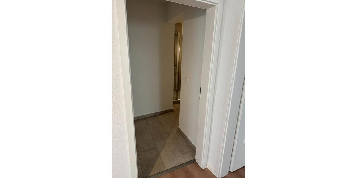 Etagenwohnung Schleswig - 2 Zimmer, 74 m&sup2;, 890&euro; | Angebot:26443422