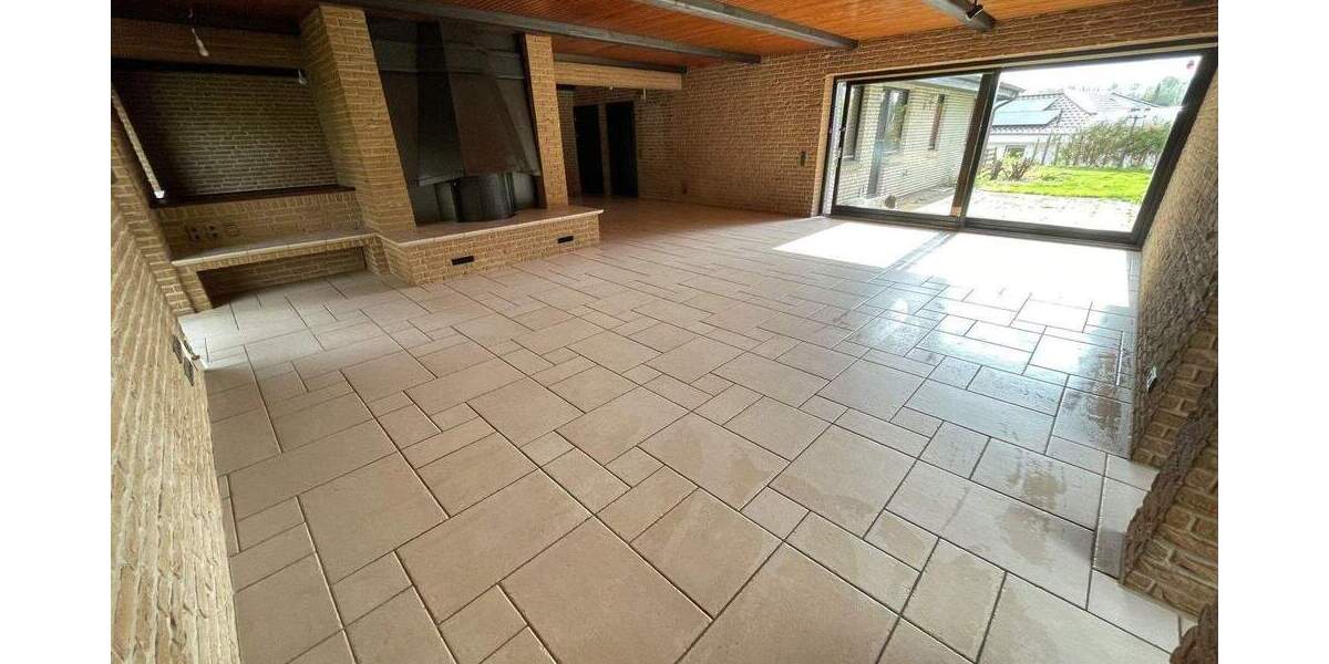 Einfamilienhaus Schleswig - 6 Zimmer, 202 m&sup2;, 420.000&euro; | Angebot:25657418