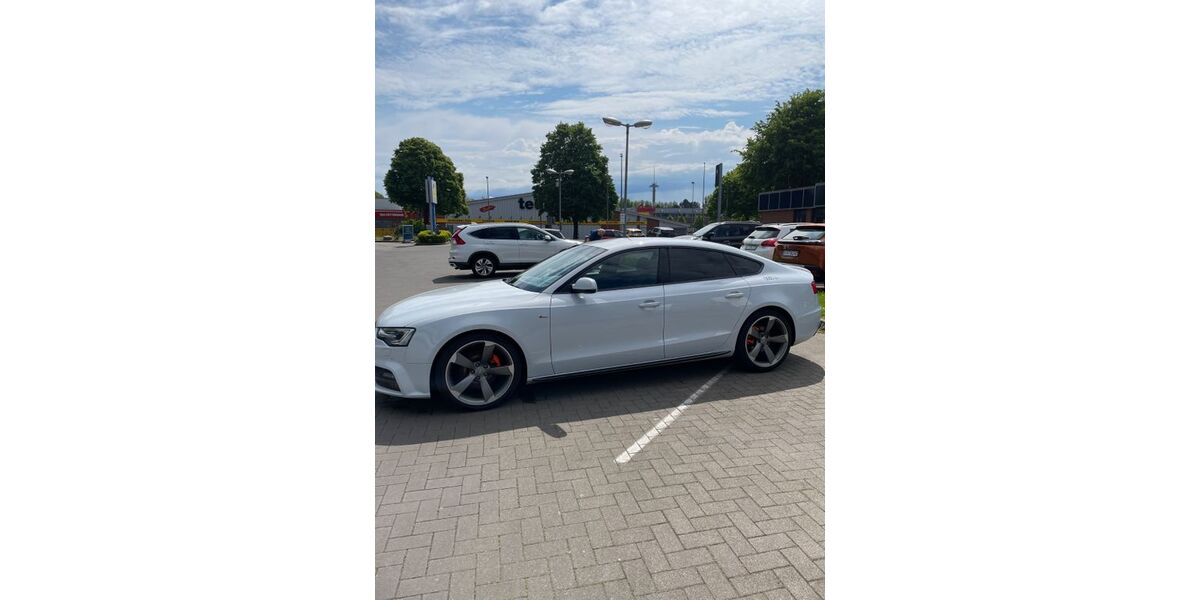 Audi A5 220.000 km 15.400 &euro; Eckernförde 24340