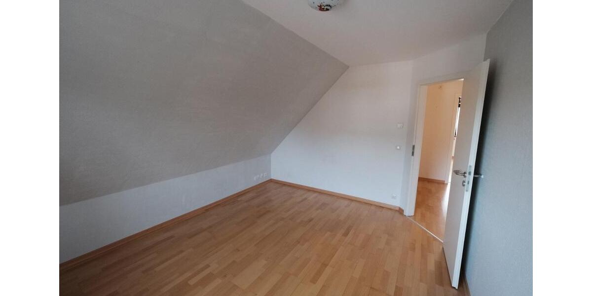 Einfamilienhaus Osterrönfeld - 5 Zimmer, 127 m&sup2;, 1.450&euro; | Angebot:26600863