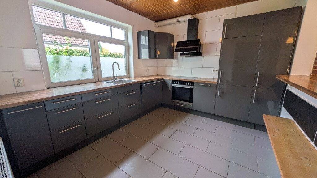 Einfamilienhaus Schleswig - 5 Zimmer, 118 m&sup2;, 280.000&euro; | Angebot:25670829