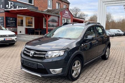 Dacia Sandero 90.000 km 6.399 &euro; Schleswig-Holstein - Neumünster 24539