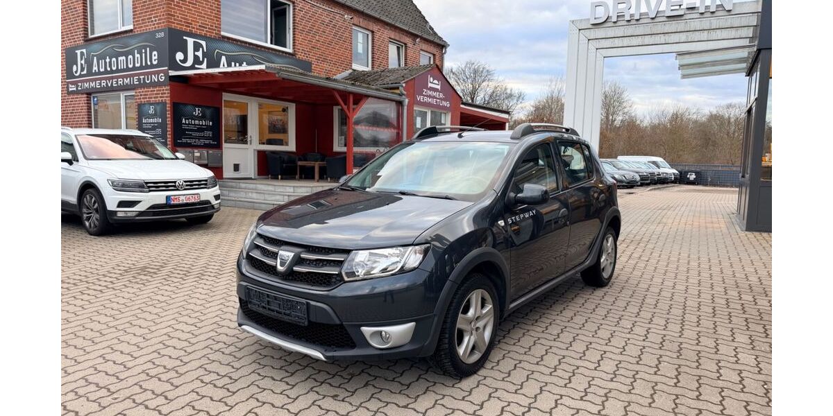 Dacia Sandero 90.000 km 6.399 &euro; Schleswig-Holstein - Neumünster 24539