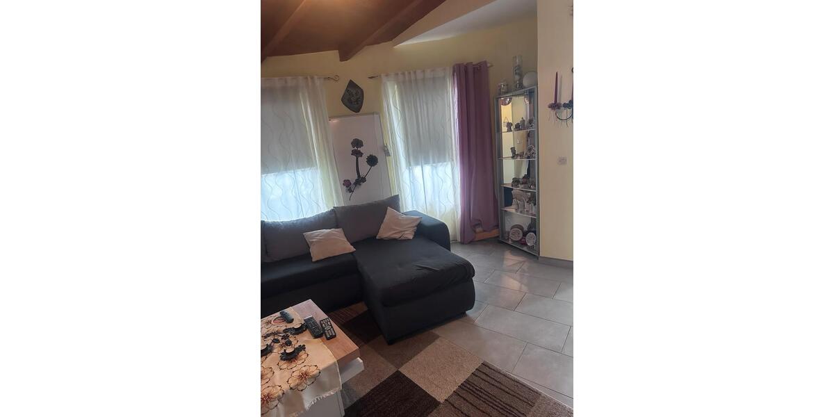 Doppelhaushälfte Büdelsdorf - 4.5 Zimmer, 120 m&sup2;, 280.000&euro; | Angebot:25805609