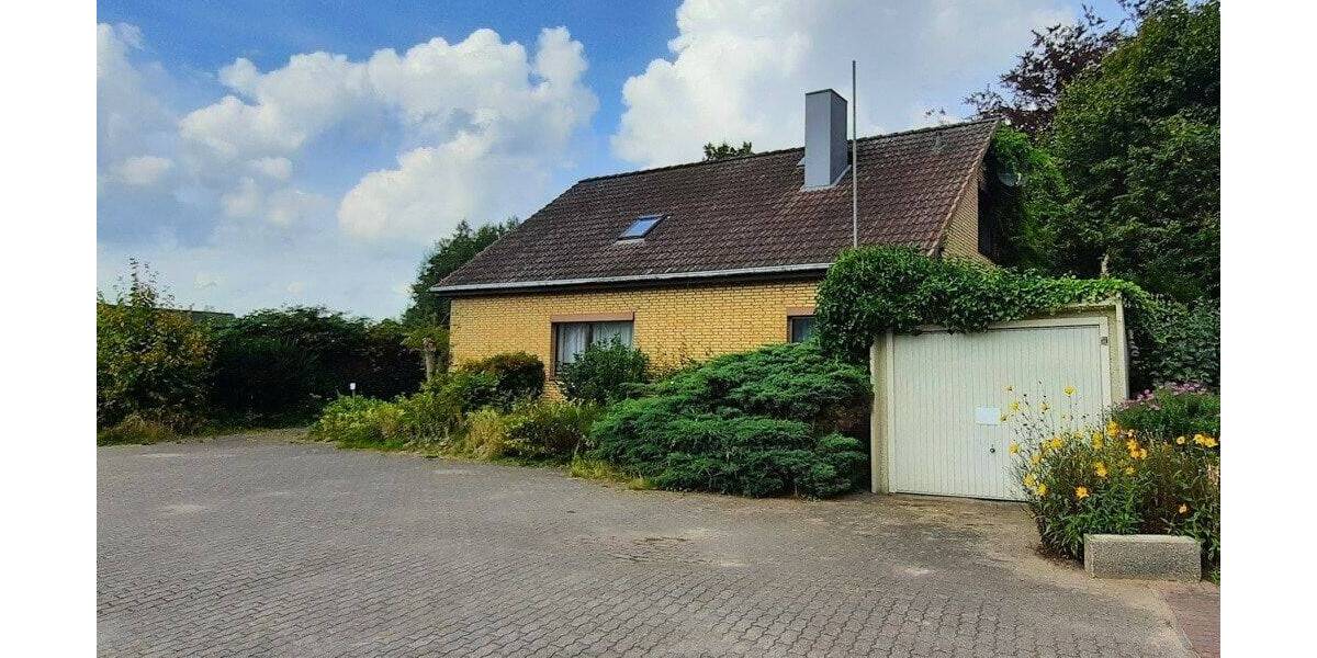 Einfamilienhaus Erfde - 5 Zimmer, 143 m&sup2;, 240.000&euro; | Angebot:25770946