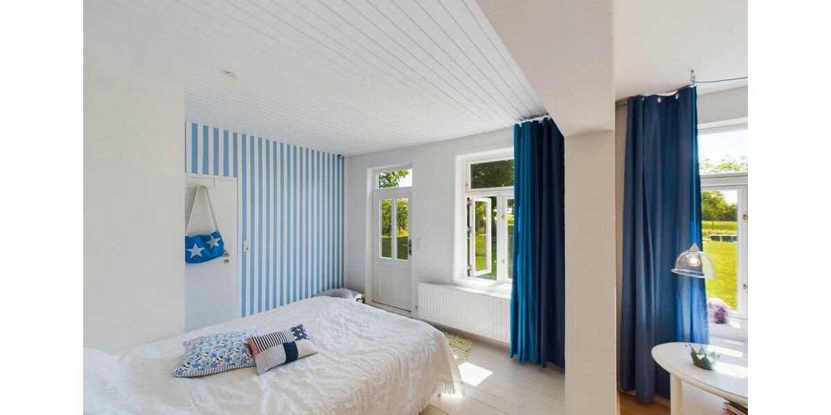 Einfamilienhaus Süderbrarup - 10 Zimmer, 471 m&sup2;, 740.000&euro; | Angebot:26484026