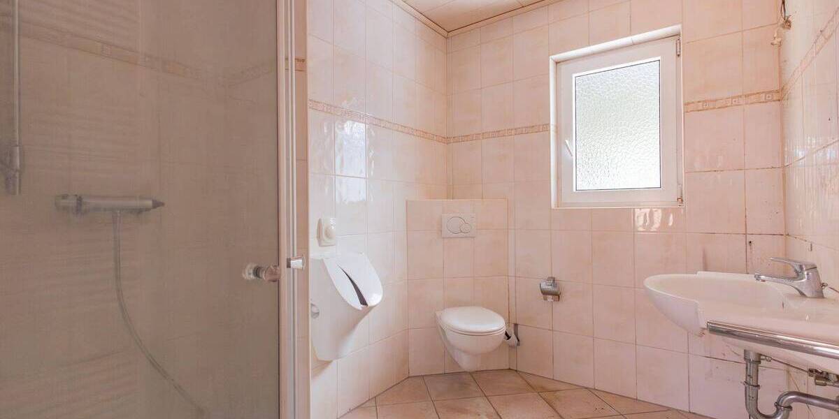 Mehrfamilienhaus, Wohnhaus Erfde - 8 Zimmer, 300 m&sup2;, 319.000&euro; | Angebot:25968608