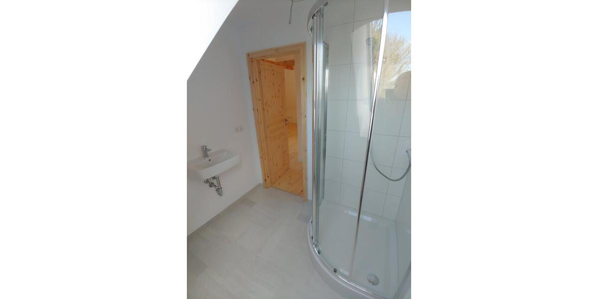 Einfamilienhaus Barkelsby - 7 Zimmer, 215 m&sup2;, 2.150&euro; | Angebot:25976841