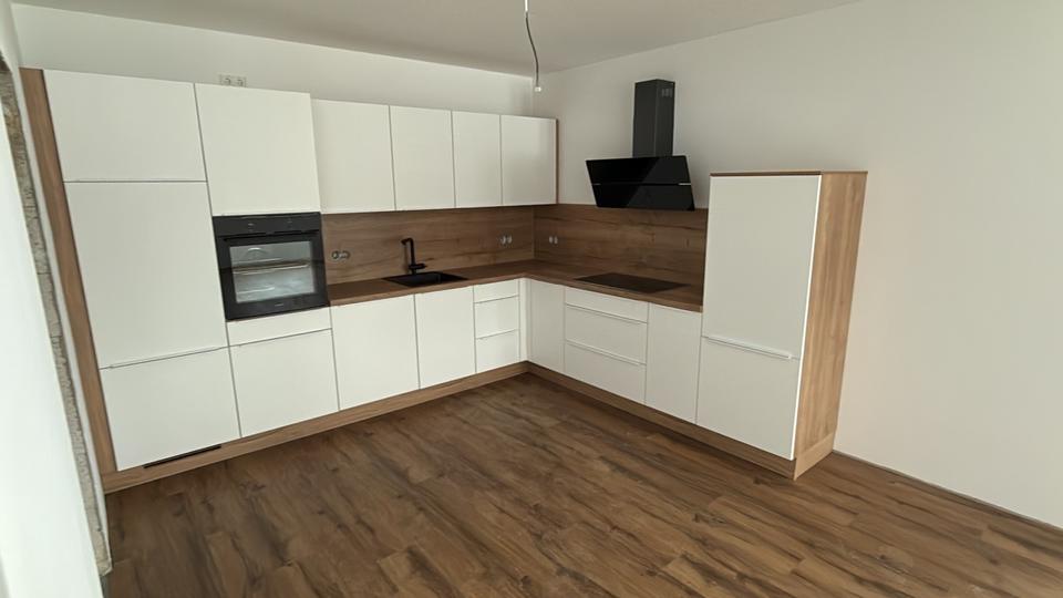 Etagenwohnung Schleswig - 4 Zimmer, 100 m&sup2;, 1.350&euro; | Angebot:25842640
