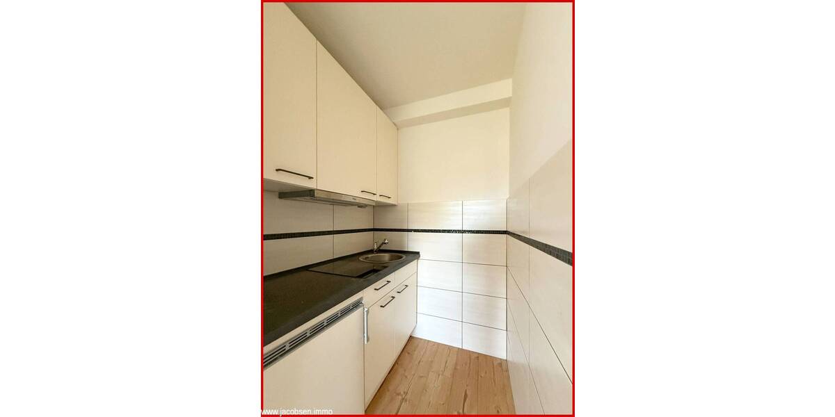 Einfamilienhaus Schleswig - 9 Zimmer, 210 m&sup2;, 550.000&euro; | Angebot:25705483