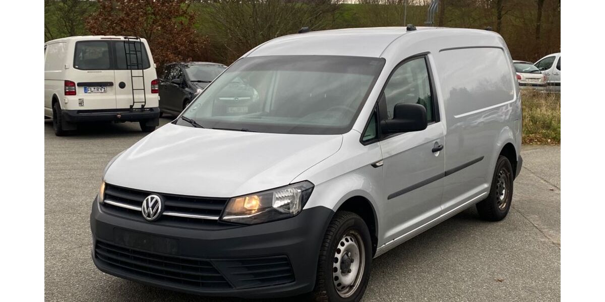 VW Caddy 186.000 km 7.140 &euro; Bilschau 24988