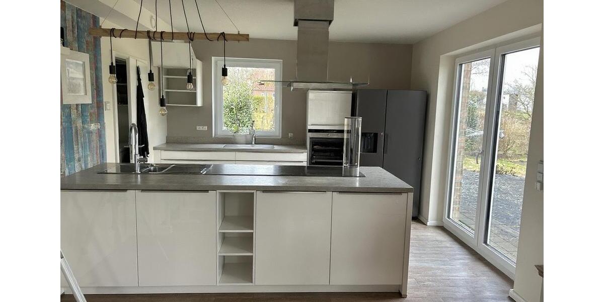 Einfamilienhaus Sehestedt - 6 Zimmer, 165 m&sup2;, 2.200&euro; | Angebot:25513212