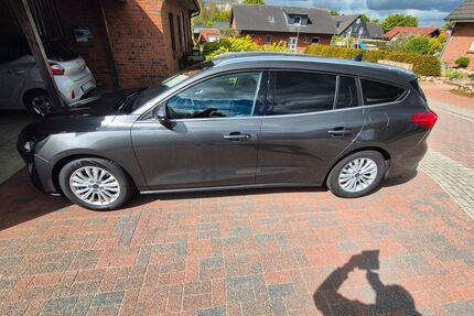 Ford Focus 148.000 km 10.999 &euro; Tolk 24894